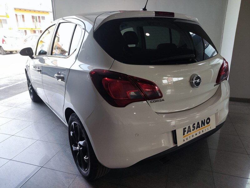 OPEL Corsa 5ª serie Corsa 1.4 90CV GPL Tech 5 porte Black Edition